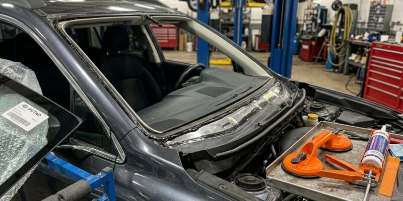 Windshield_replacement_in_progress_202606090133 (1)